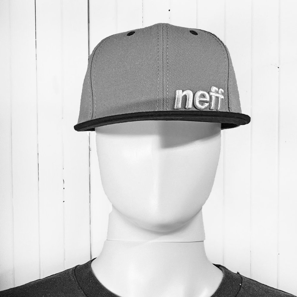 NEFF Skateboarding Gray & Black 6-Panel Mid-Profile Snapback Hat EUC